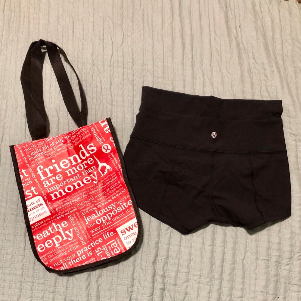 Lululemon Wunder Under Shorts in Full-on Luon